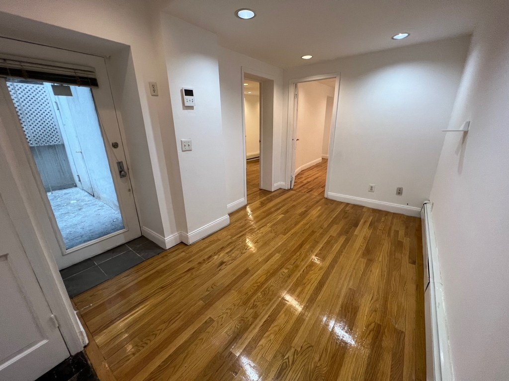 113 West 106th Street - Photo 4