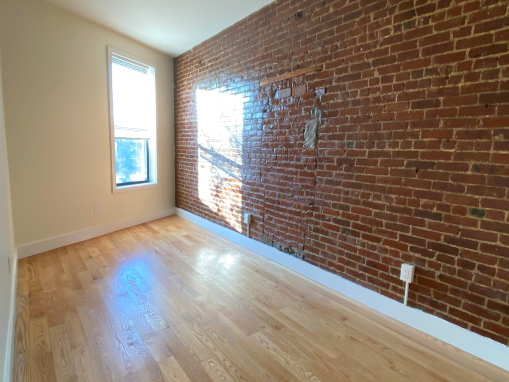 848 Nostrand Avenue - Photo 4