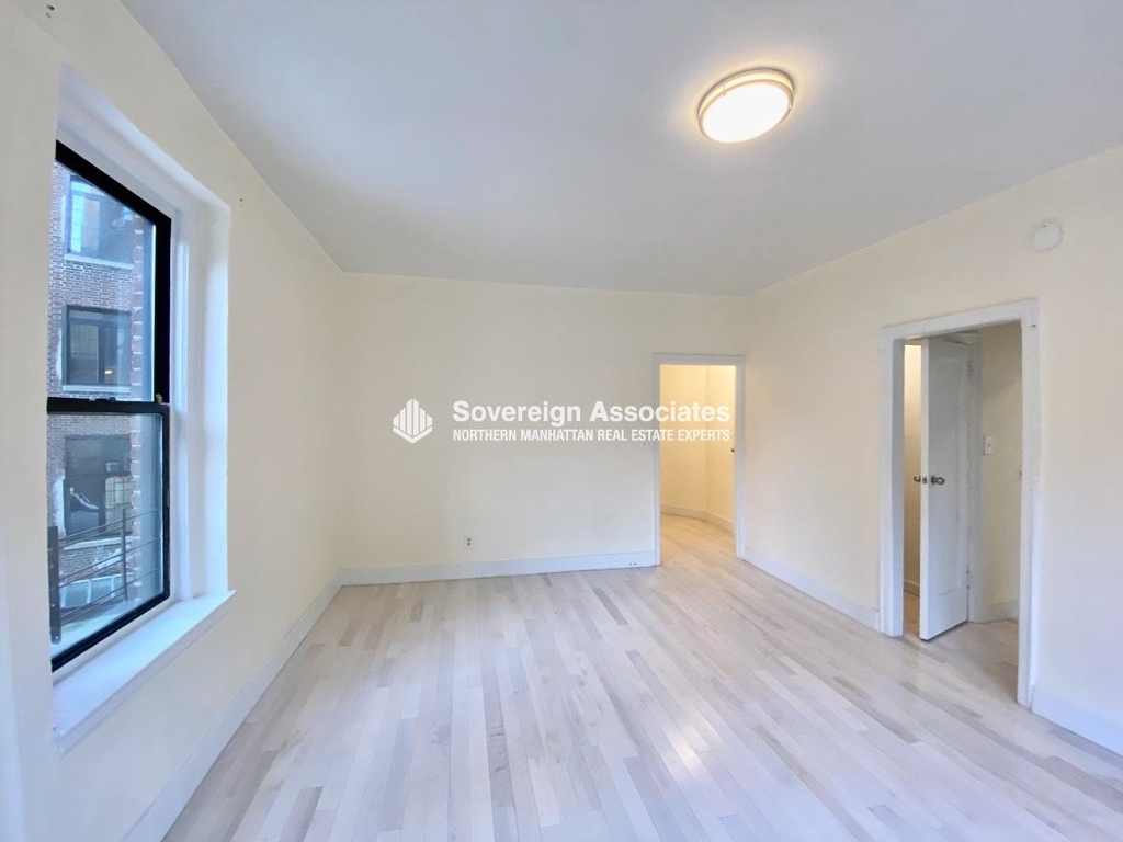 5008 Broadway - Photo 2