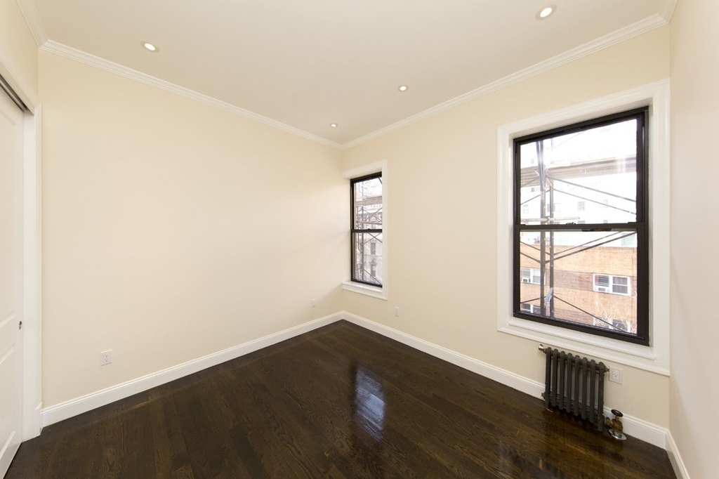 1378 Lexington Avenue - Photo 8