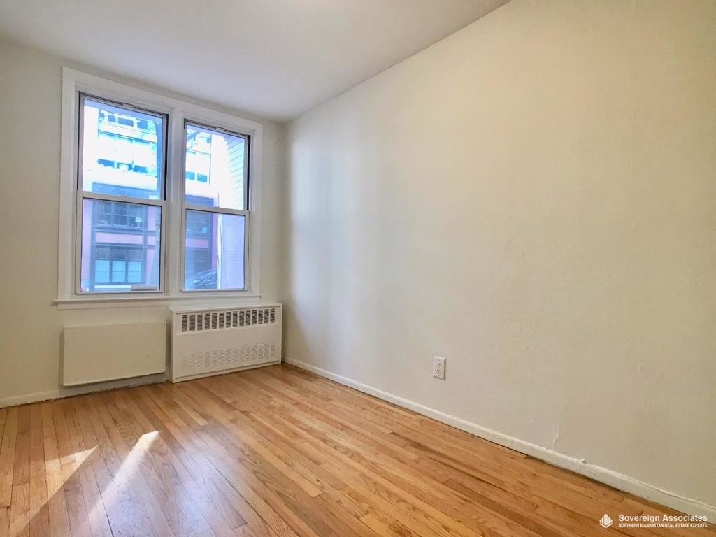 270 West 25th Street - Photo 1