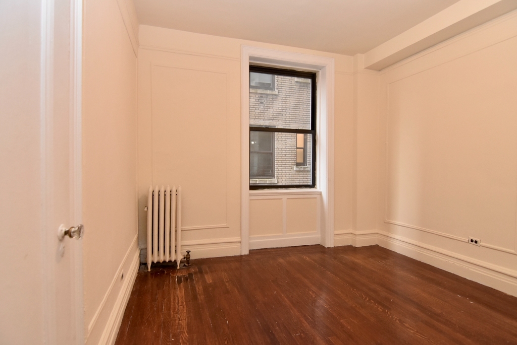 3657 Broadway - Photo 4