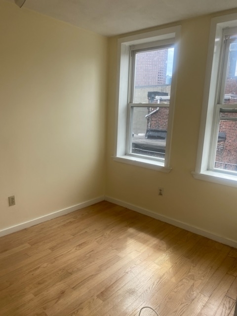 223 Hanover St. - Photo 14