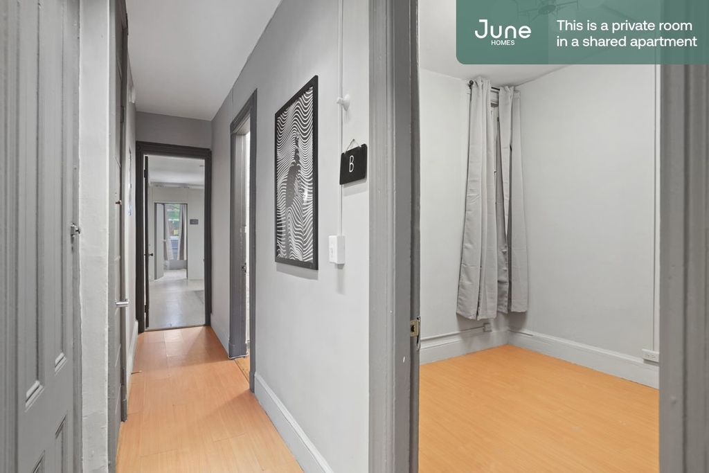 336 West 47th Street - Photo 13