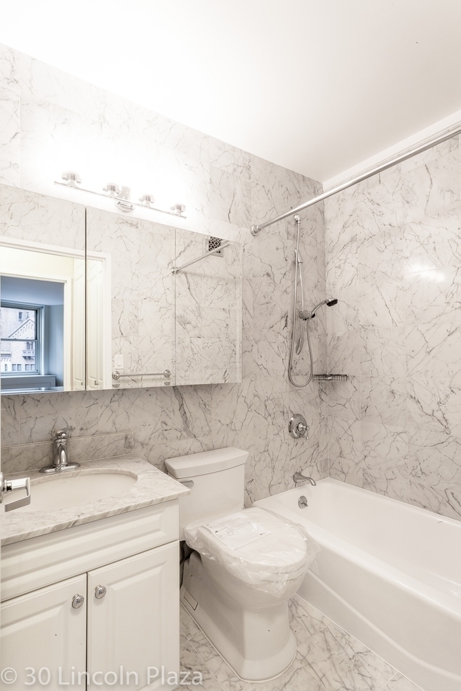 30 West 63rd Street - Photo 4