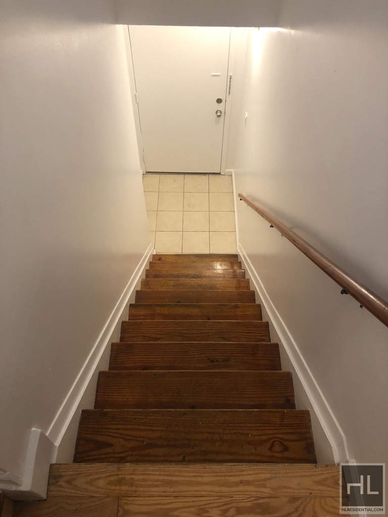 440 Hart Street - Photo 15