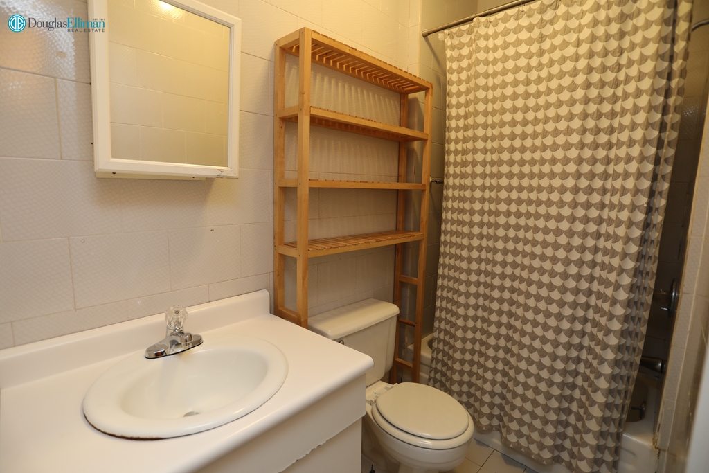 583 Myrtle Avenue - Photo 7