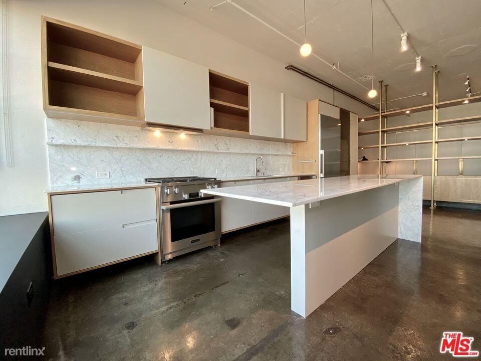 1855 Industrial St Apt 410 - Photo 6