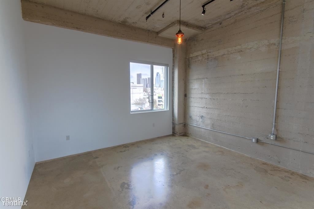 825 E 4th St Apt 501 - Photo 7