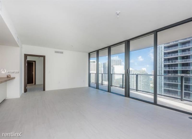 1000 Brickell Plz 3509 - Photo 0