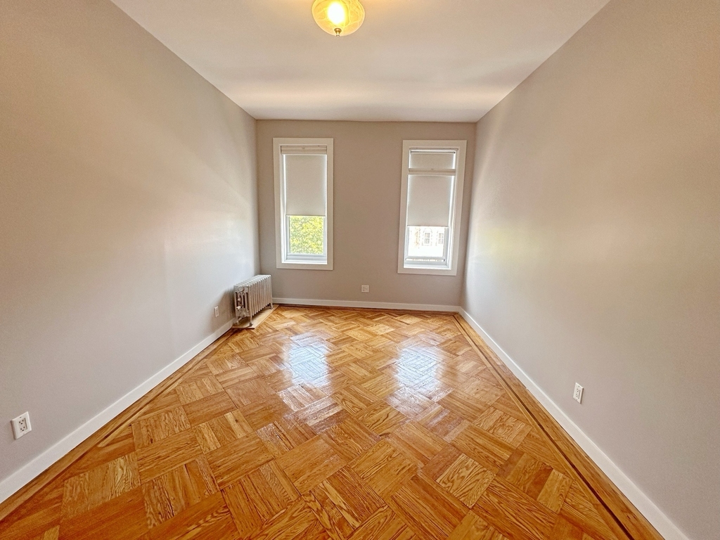Avenue P and West 6th Street - Photo 7