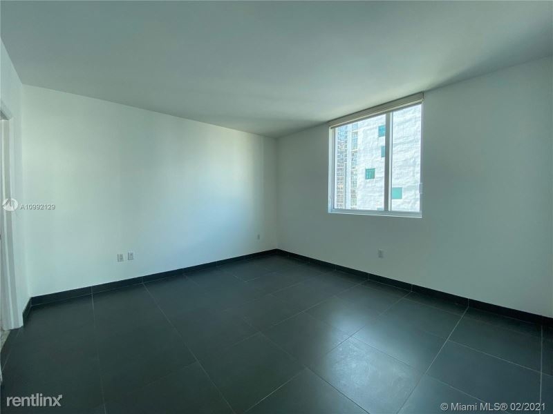 500 Brickell Ave Fl 33131 - Photo 8