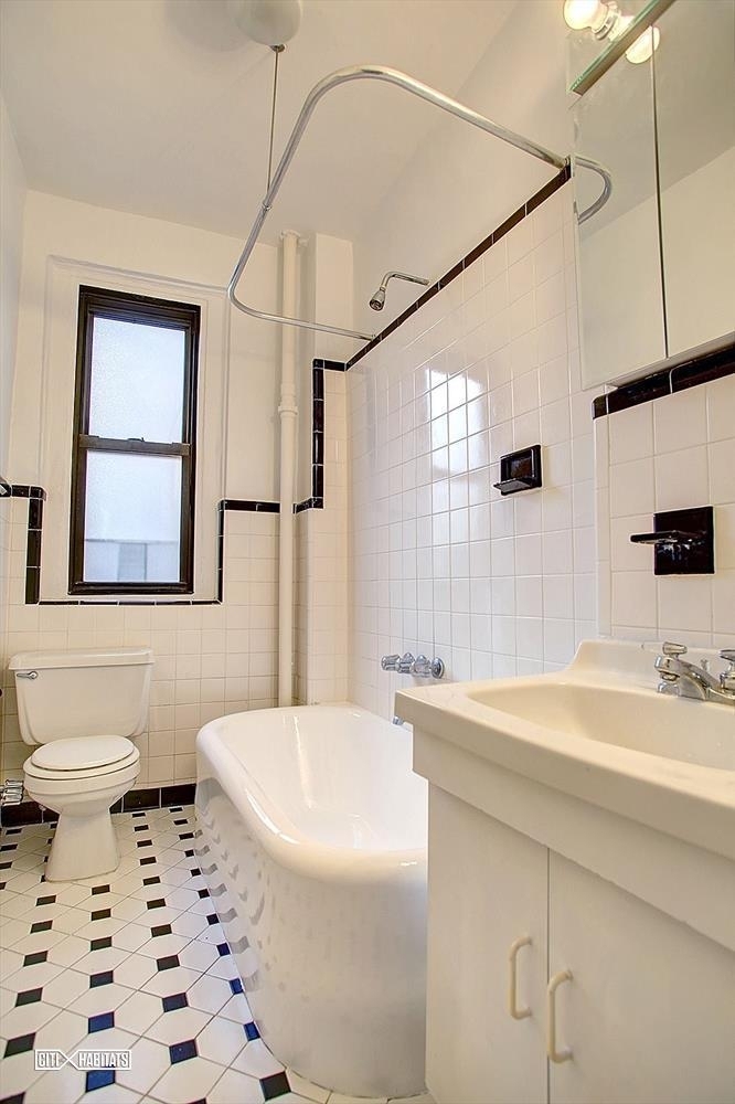 158 West 81st Street - Photo 7