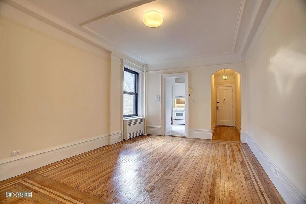 158 West 81st Street - Photo 3