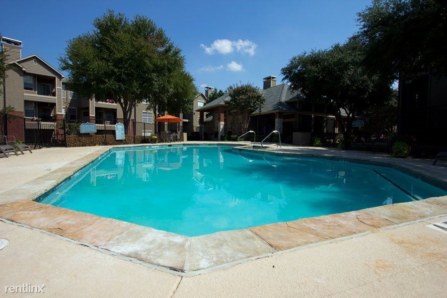 1600 Post Oak Blvd - Photo 4