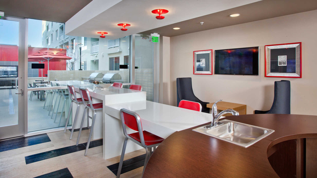 639 N. Broadway - Photo 25