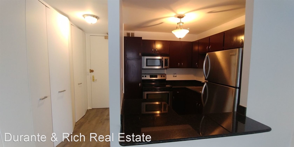 2650 N Lakeview Unit 404 - Photo 1