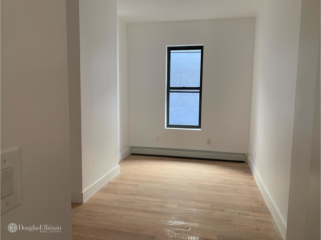 1401 Atlantic Avenue - Photo 3