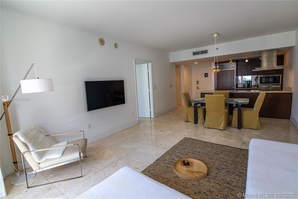 485 Brickell Ave - Photo 22