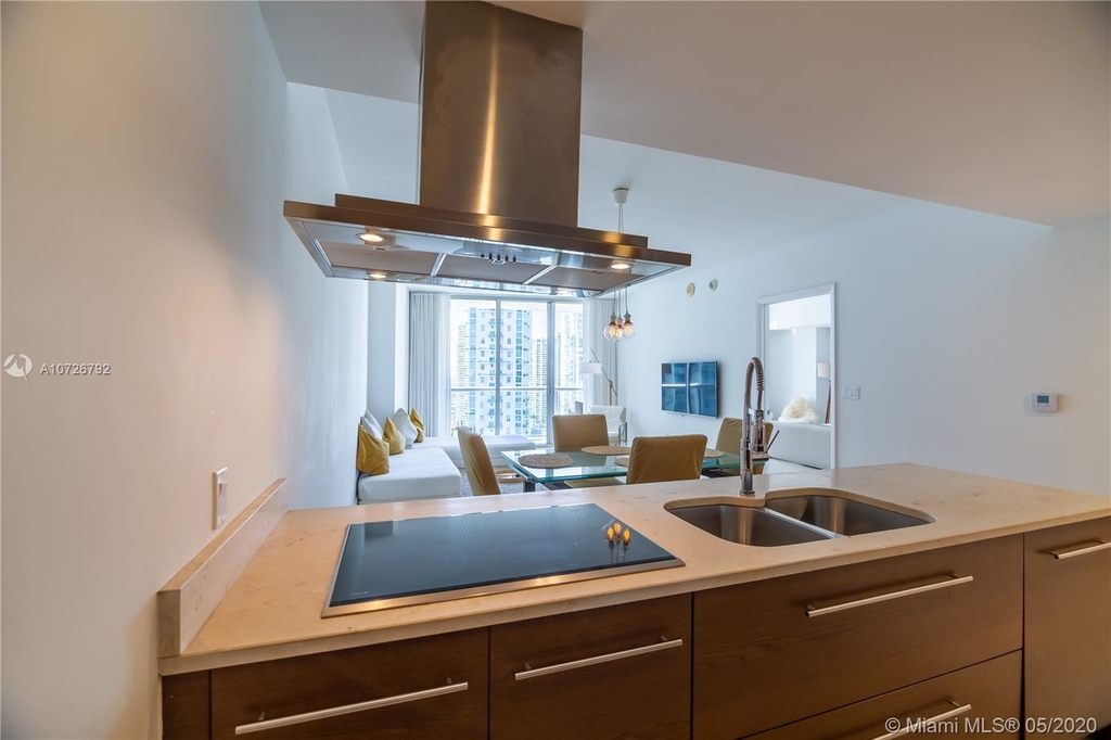 485 Brickell Ave - Photo 1