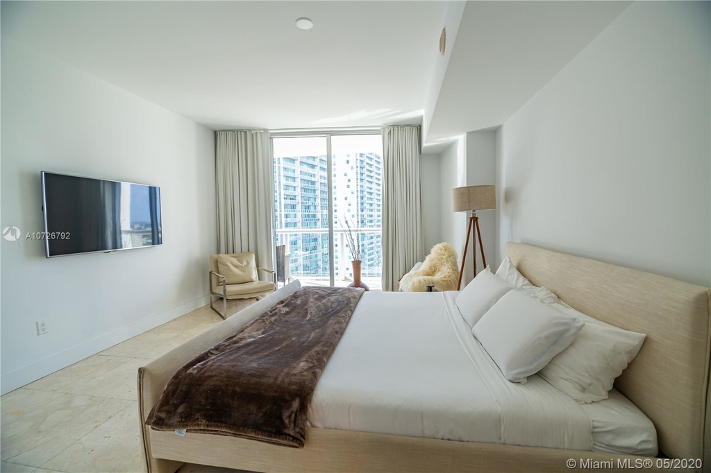 485 Brickell Ave - Photo 7