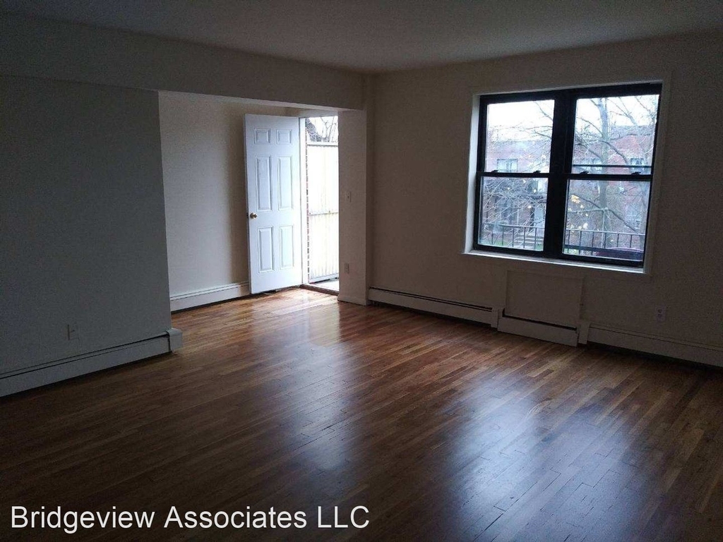 1290-1300 Richmond Avenue - Photo 1