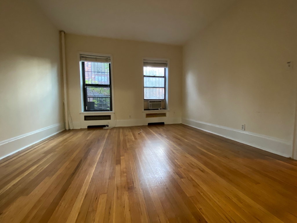 452 West 47th Street - Photo 1