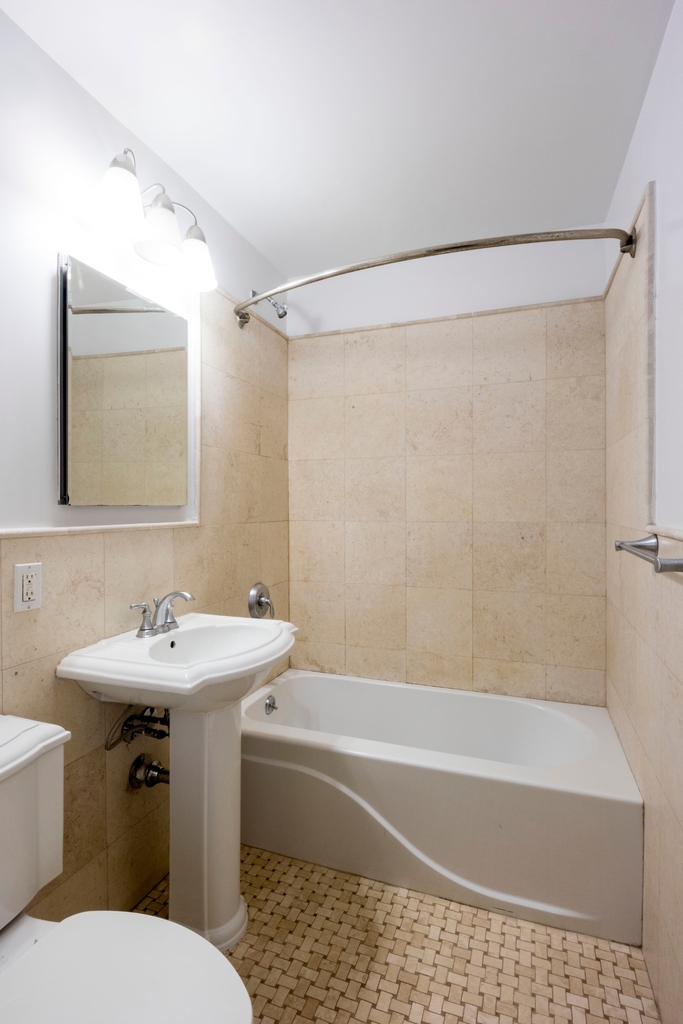 788 Columbus Avenue - Photo 5