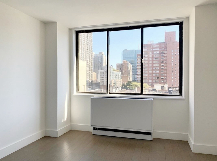 200 East 33rd Street - Photo 2