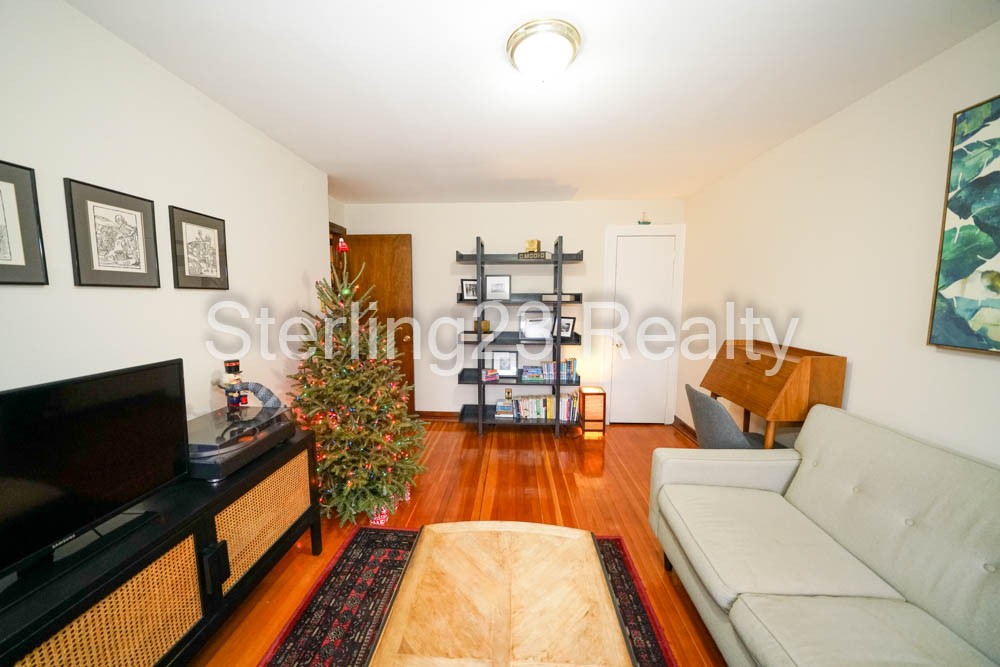 22-16 28th Street - Photo 3