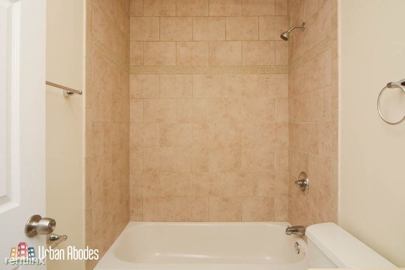 555 W Arlington Pl S34 - Photo 17