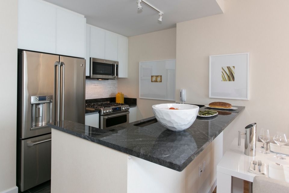 160 West 62nd Street - Photo 1