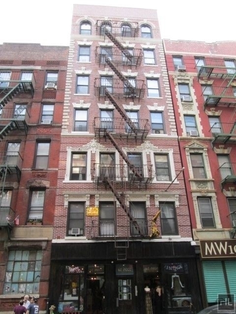 Mott Street - Photo 8