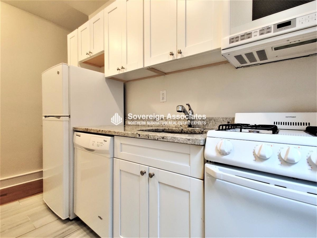 209 West 102nd Street - Photo 7