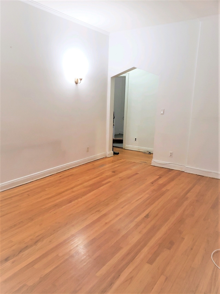 923 73rd Street - Photo 1