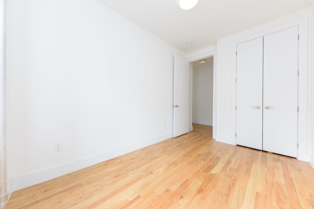 161 Utica Avenue - Photo 9