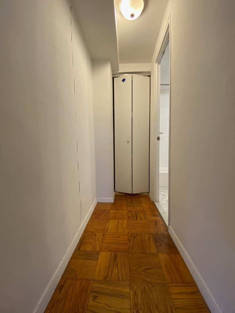 145 East 16th Street - Photo 5