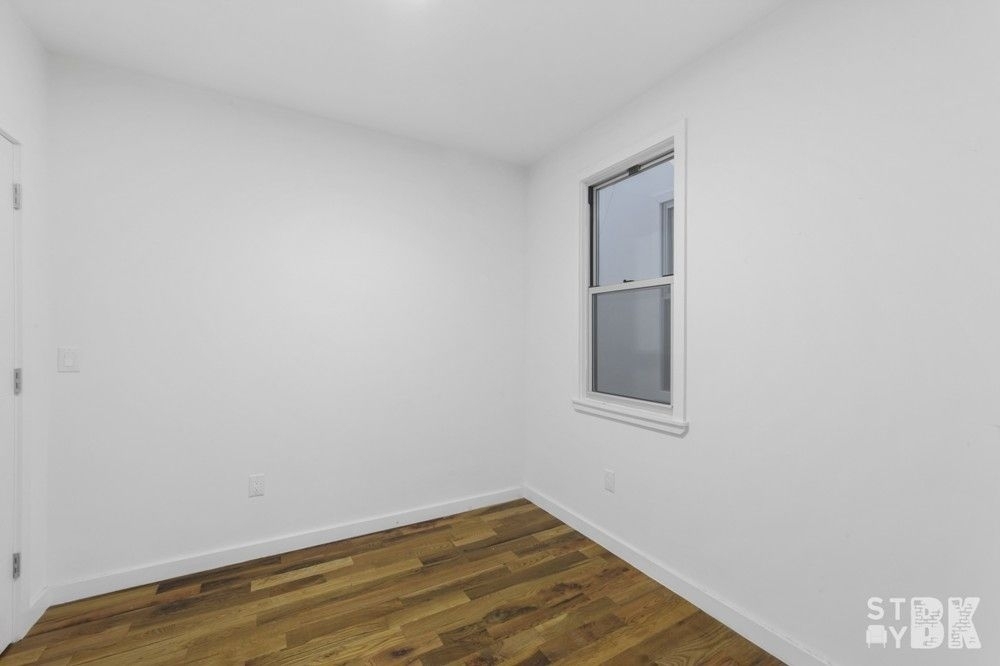 1299 Putnam Avenue - Photo 10