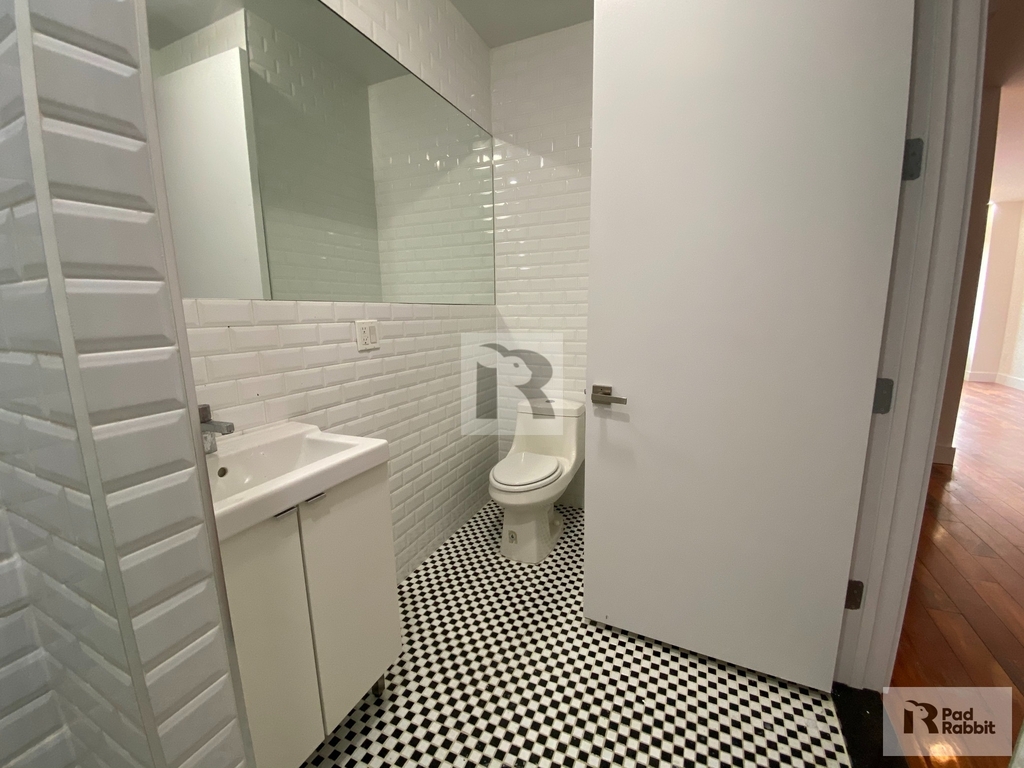 327 Herkimer Street - Photo 10