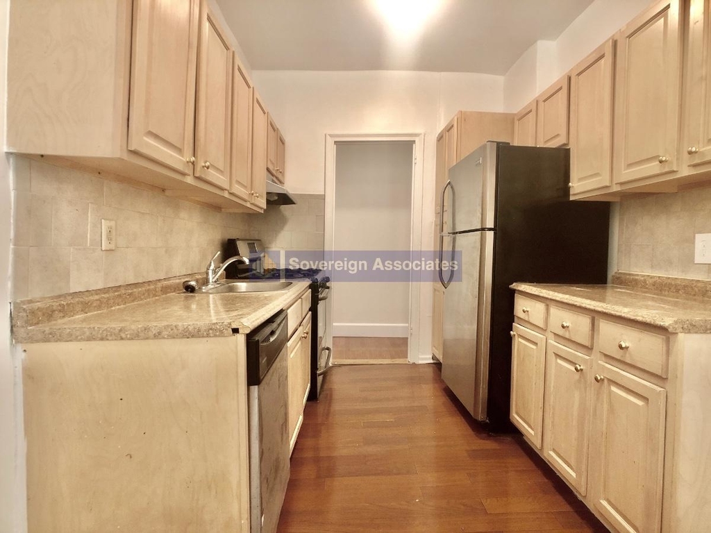 213 Bennett Avenue - Photo 6