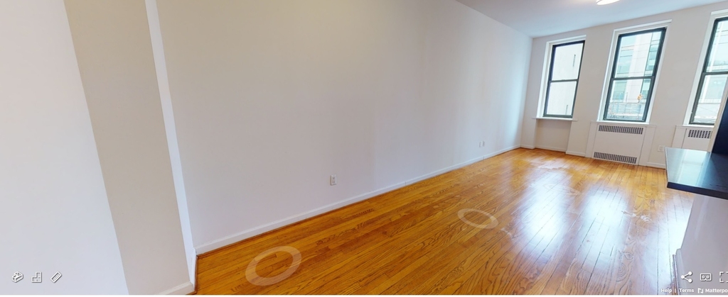 121 Madison Avenue - Photo 2