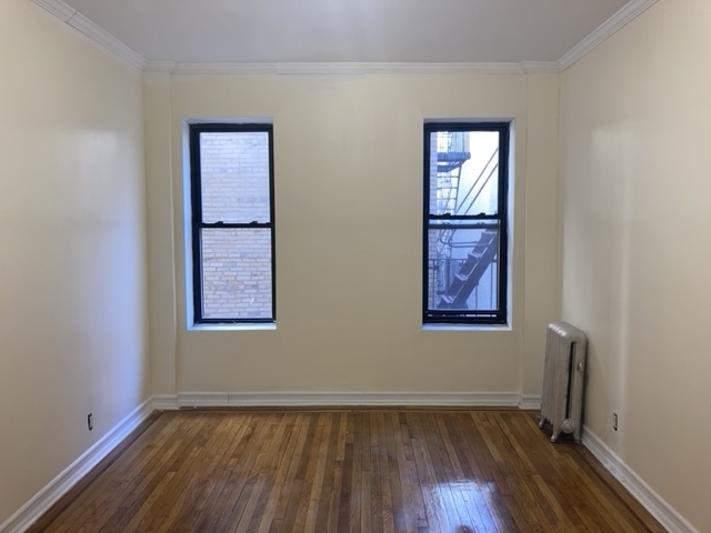 881 Washington Avenue - Photo 1