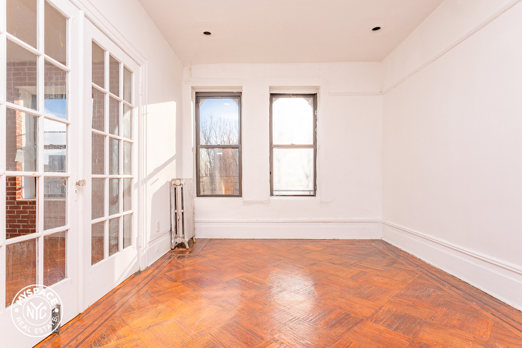 327 Eastern Parkway - Photo 1