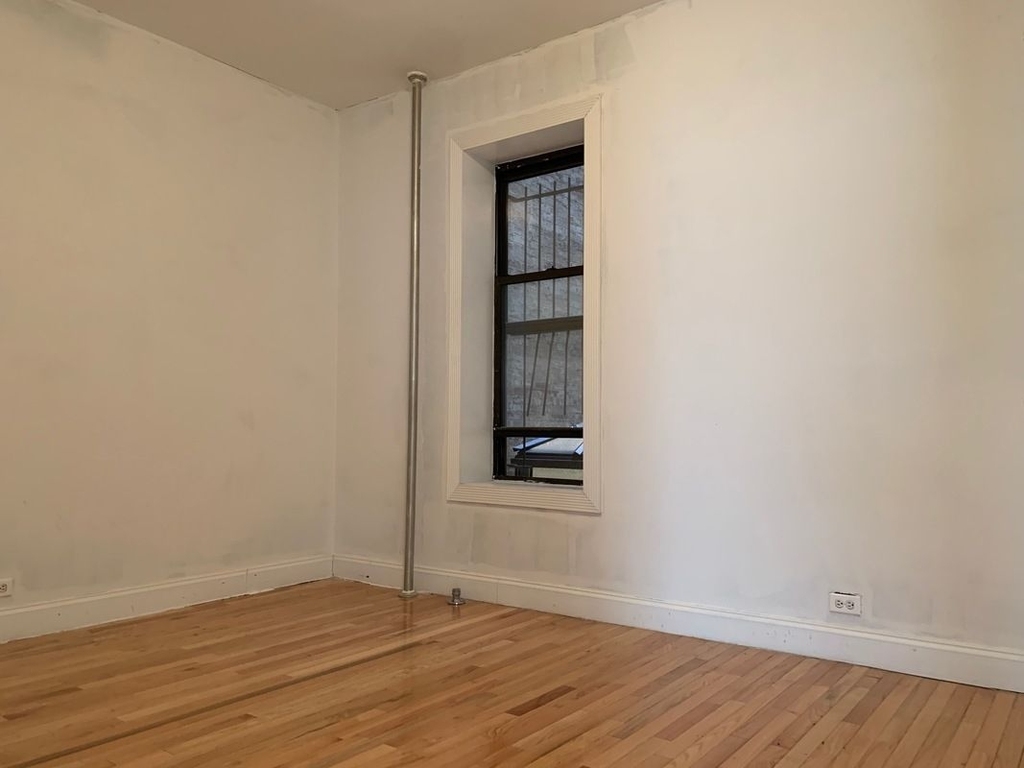 251 West 81st Street - Photo 5