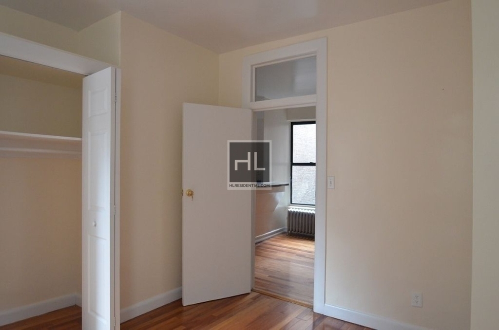 West 139 Street - Photo 11