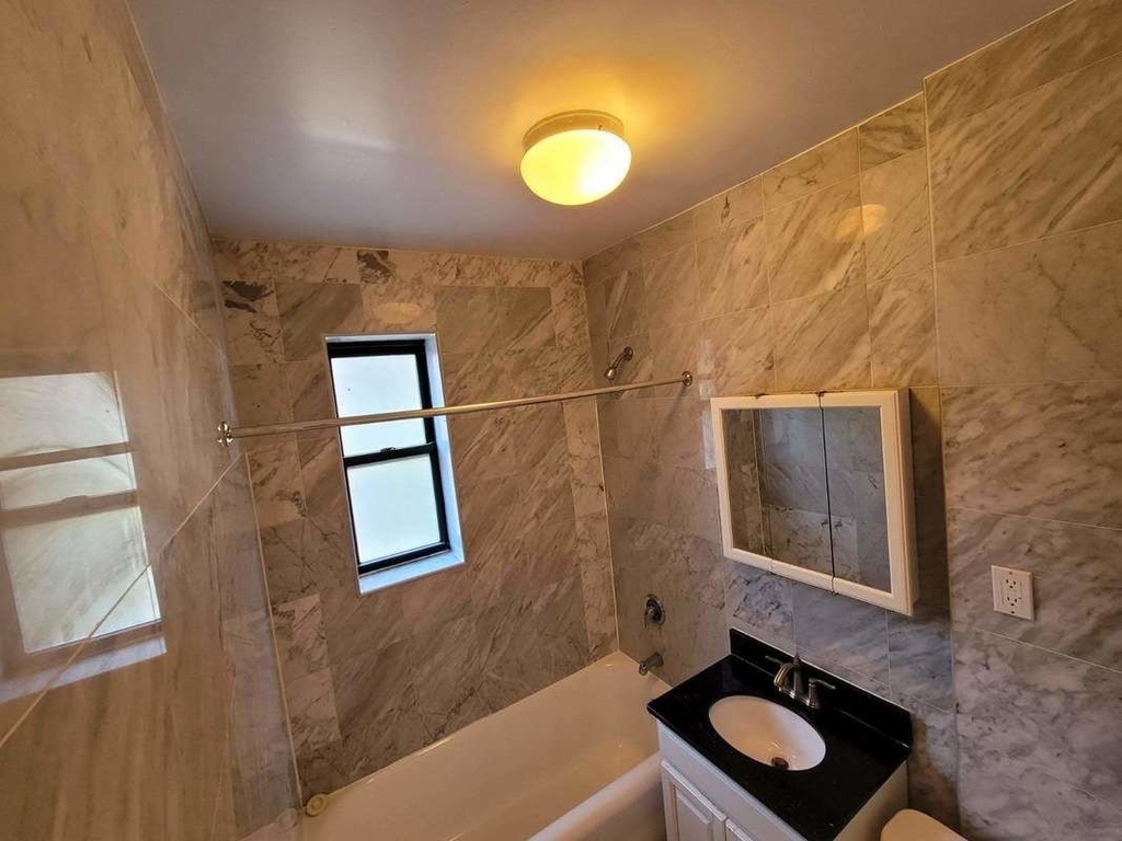 137 East 29th Street - Photo 7