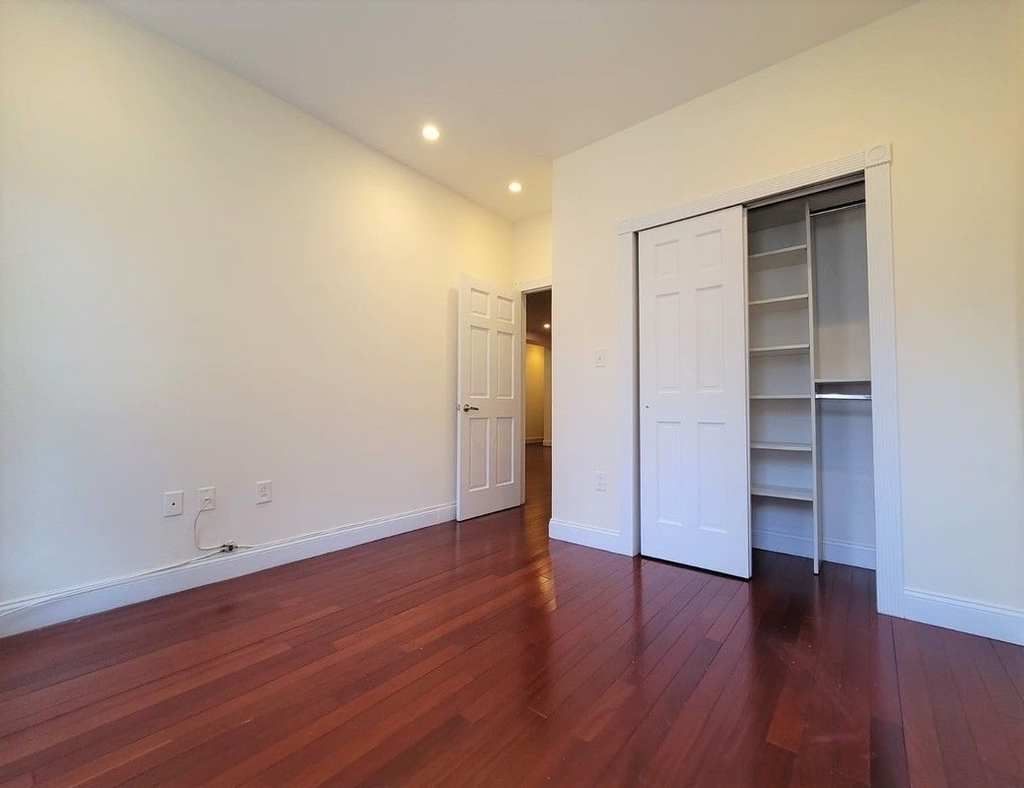 175 Lexington Avenue - Photo 5