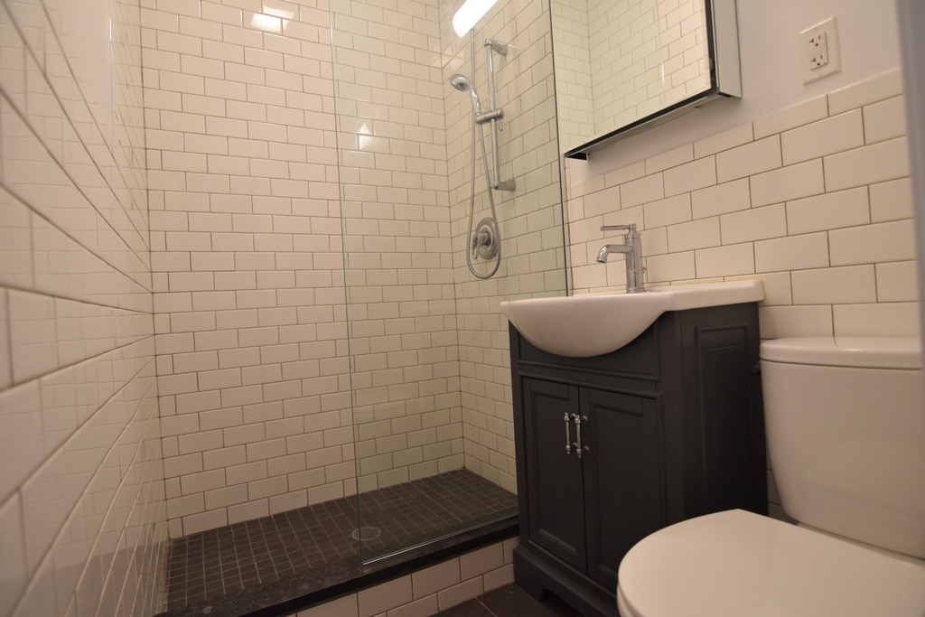 263 West 131st Street - Photo 3