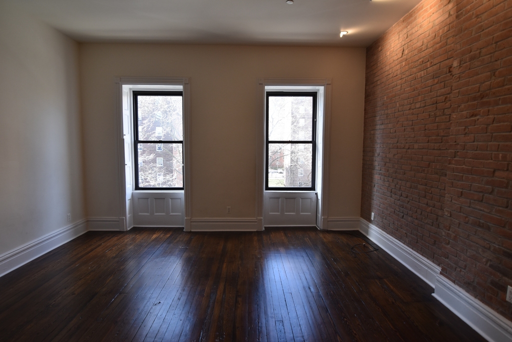 263 West 131st Street - Photo 2