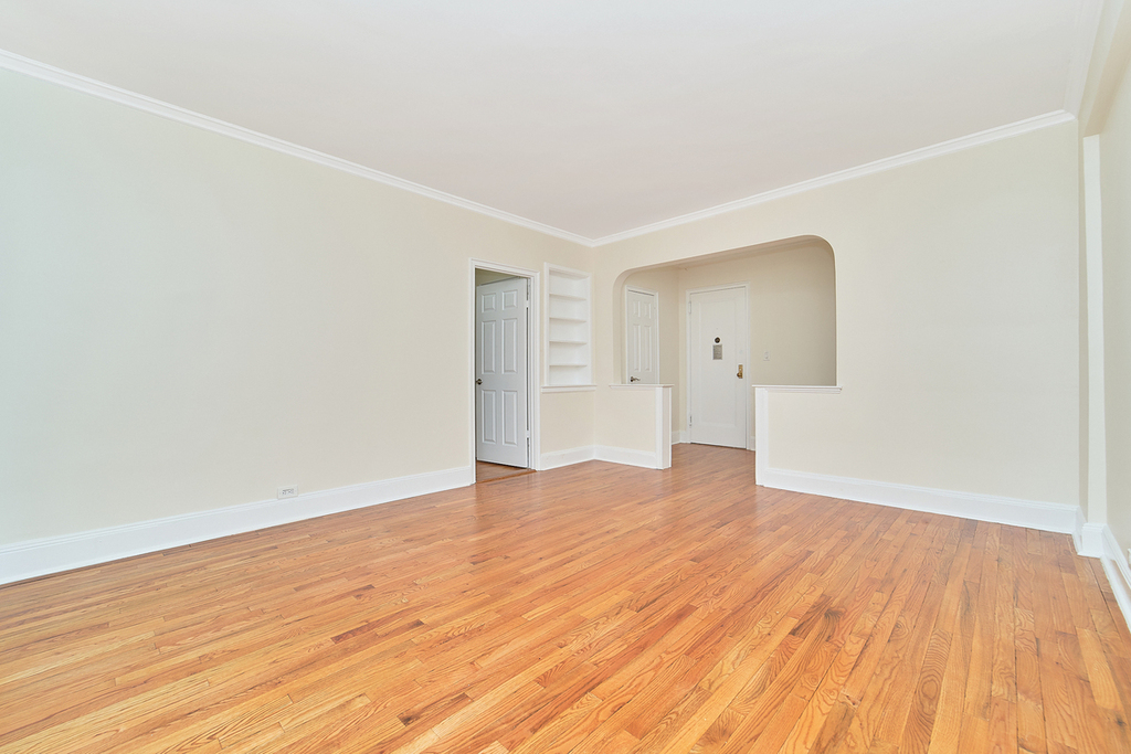 124 East 24th Street - Photo 3